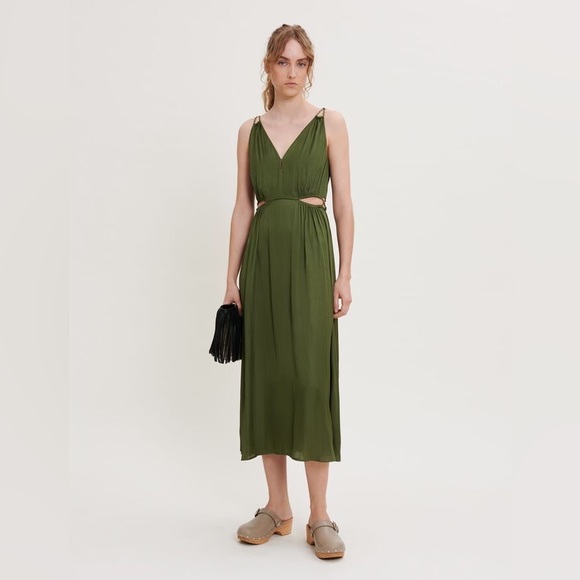 SIZE 34 MAJE KHAKI SATIN LONG STRAIGHT-CUT DRESS WITH OPENWORK AT THE WAIST 👗 - Picture 2 of 11